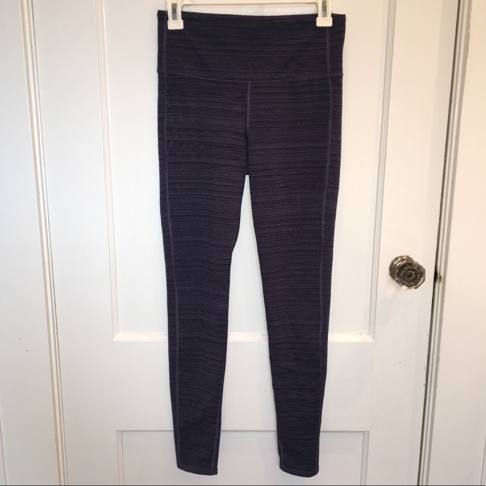 Blue Textured Athletic Leggings